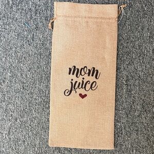 Mom Juice Burlap Wine Bag